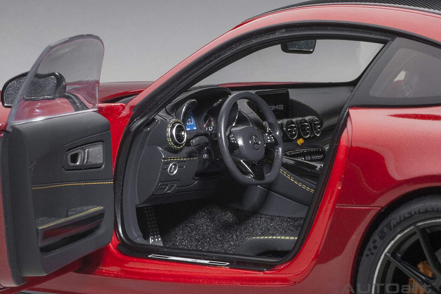 Amazon.com: AUTOart Mercedes AMG GT R AMG Designo Cardinal Red